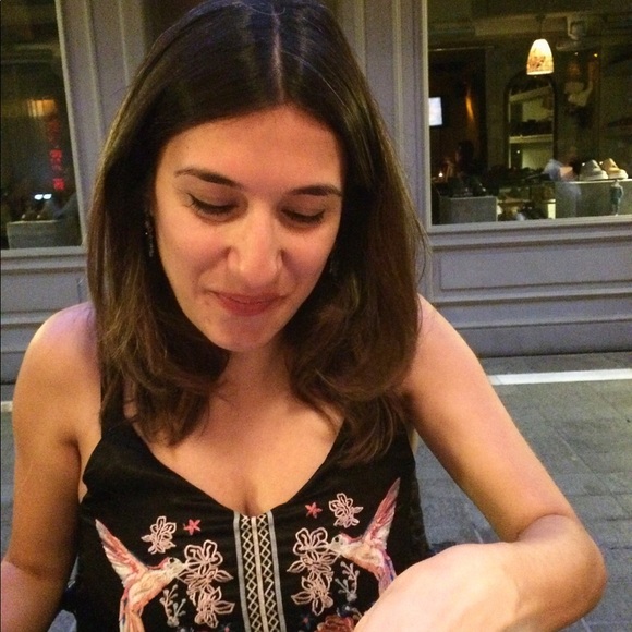 Meet your Posher, Pınar - Picture 1 of 1